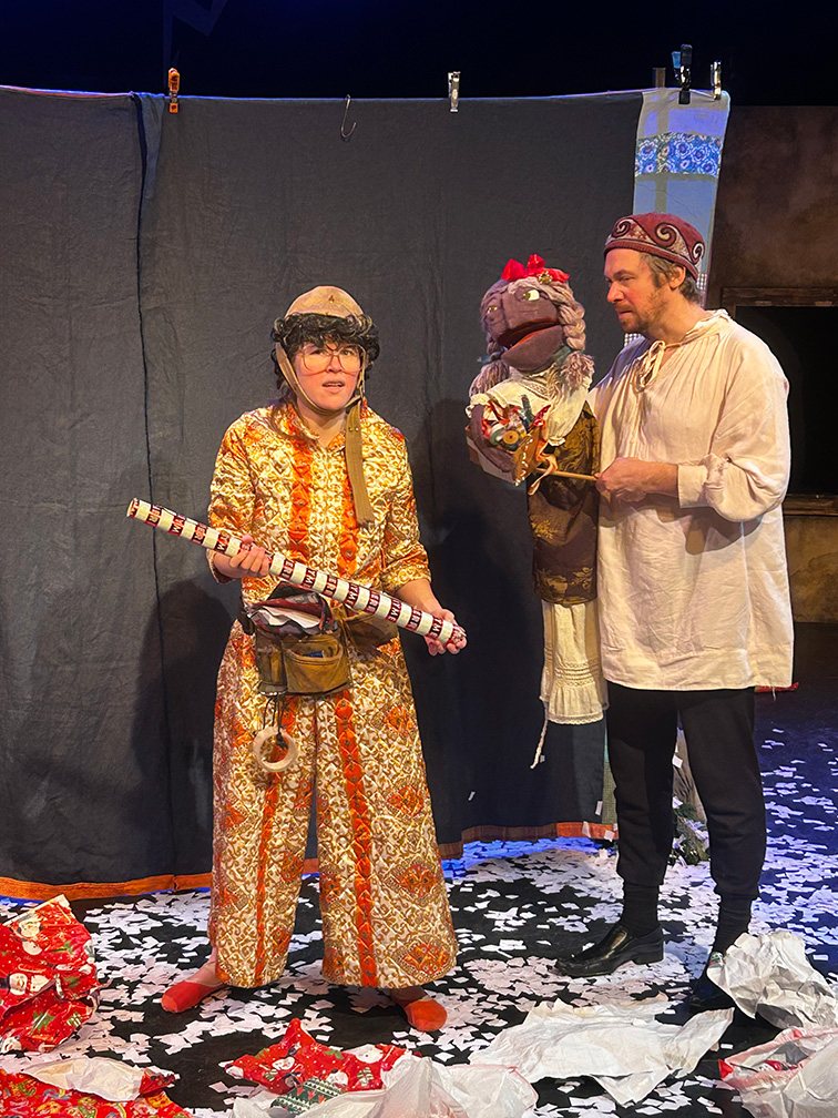 Shannon Ward and Doran Hamm in last year's show